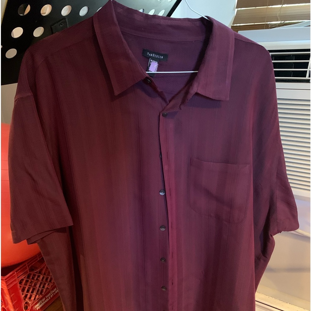 Men’s Short Sleeve Button Down Shirt Maroon